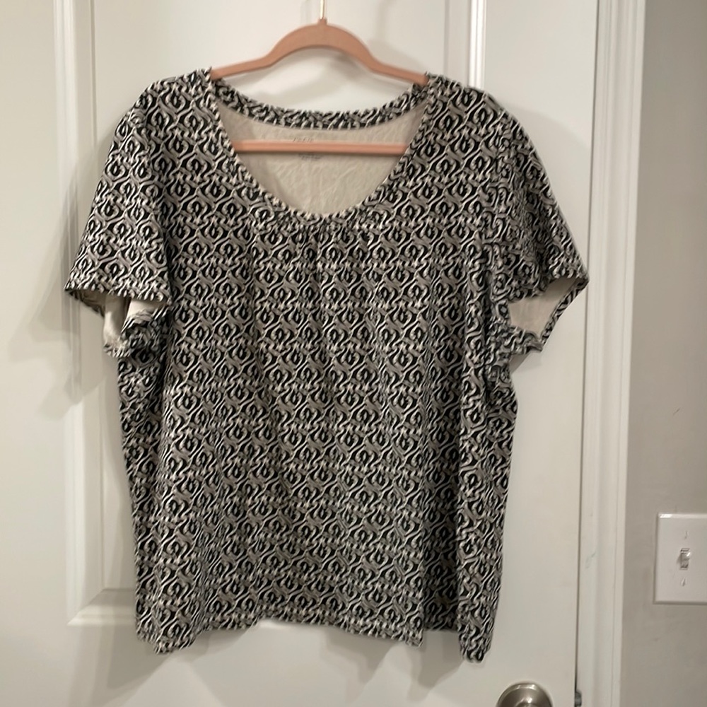 Croft & Barrow short sleeve top